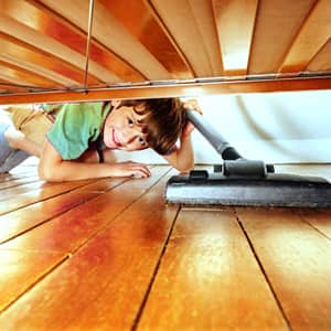 Lee más sobre el artículo Cómo aspirar debajo de la cama